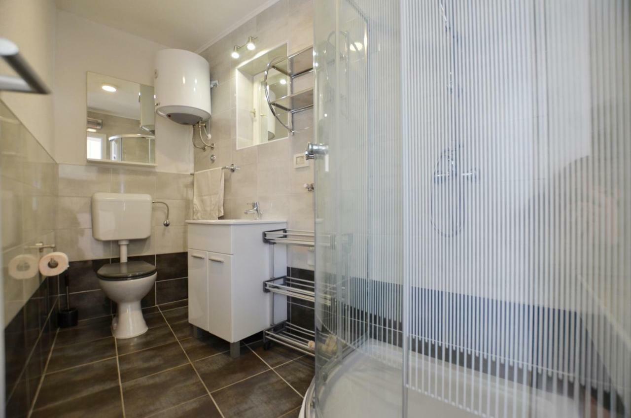 Yulia Apartments Rovinj Luaran gambar