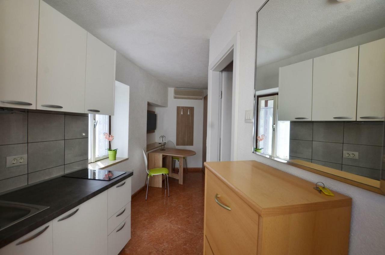 Yulia Apartments Rovinj Luaran gambar